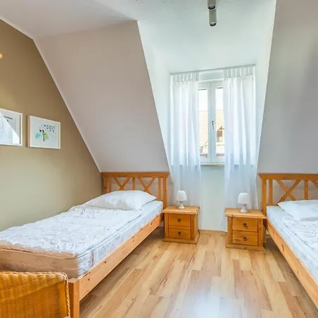 Haus Breeger Anker - Strandnahes Haus In Feriehus *